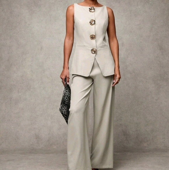 Fashionable Commuter Vest With 3D Floral Decor & Pants Set